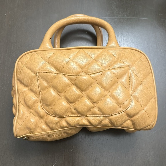 Chanel Handbag - Picture 3 of 10